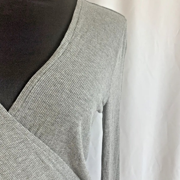 BCBG Maxazria Gray Knit Faux Wrap Top - Size Extra Small NWT - Picture 2 of 5
